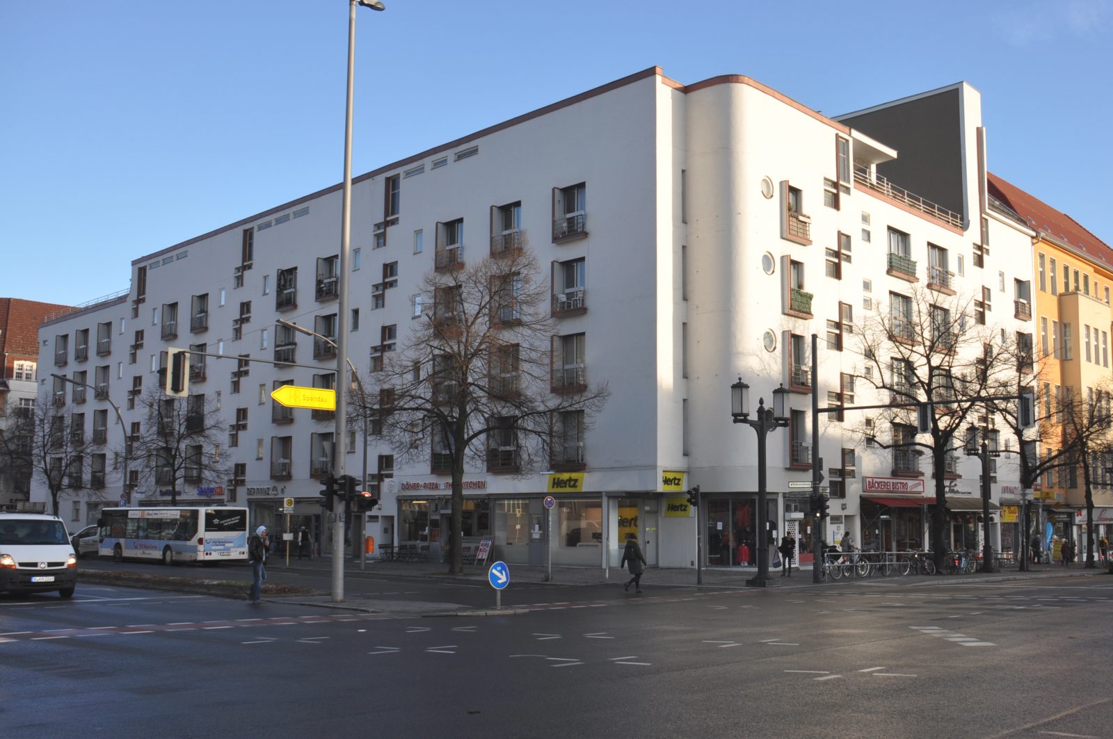 Abbildung: Apartmenthaus, Berlin, Kaiserdamm 25, Architekt: Hans Scharoun, 1929, Foto: 2019, BEST